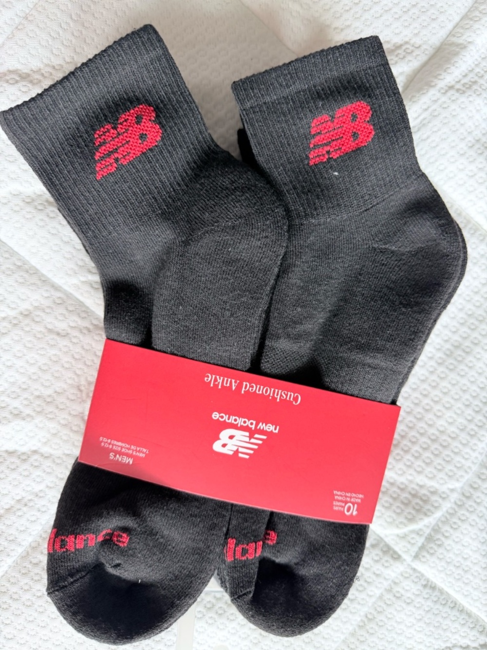 NEW BALANCE - Picture 3 of 3